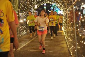 BIB: 4593, 4827
                            <button type="button" onclick="openModal(26274519)" class="btn btn-primary btn-sm float-right btn-popup" data-toggle="modal" data-target=".modal-high-quality">
                        <i class="fas fa-shopping-cart"></i> Add to Cart
                    </button>
                                            <button type="button" onclick="isThisMe(26274519, true)" class="btn btn-success btn-sm float-right btn-popup btn-isme hidden" data-toggle="tooltip" data-placement="bottom" title="นี่คือรูปของคุณใช่ไหม คลิกที่นี่เพื่อเอาเข้าอัลบั้ม">
                        <i class="fas fa-plus"></i> Add to album
                    </button>
                    <button type="button" onclick="isThisMe(26274519, false)" class="btn btn-warning btn-sm float-right btn-popup btn-isnotme hidden">
                        <i class="fas fa-ban"></i> Remove from album
                    </button>